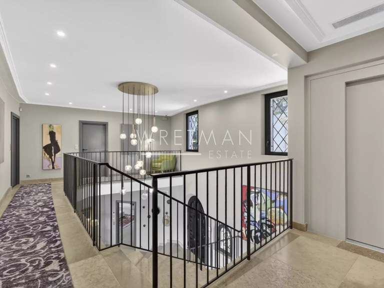Villa Grasse - 5 bedrooms - 730m²