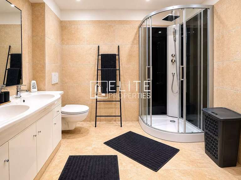 Villa Grasse - 4 chambres - 329m²