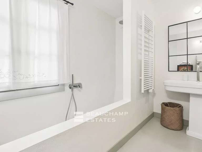 Villa Grasse - 7 chambres - 357m²
