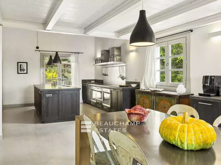 Villa Grasse - 7 chambres - 357m²