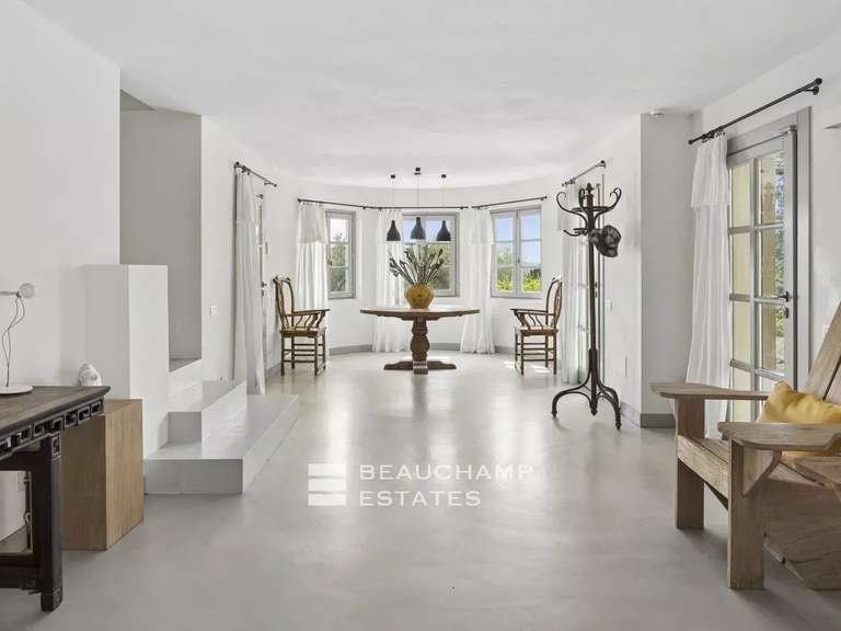 Villa Grasse - 7 chambres - 357m²