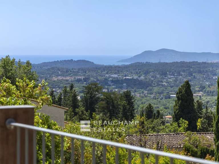 Villa Grasse - 5 bedrooms - 409m²