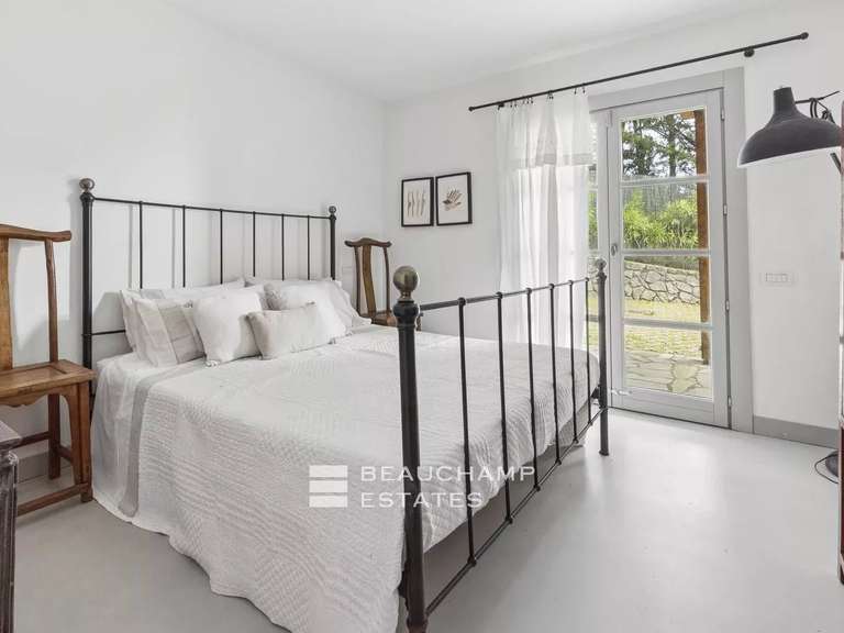 Villa Grasse - 7 chambres - 357m²