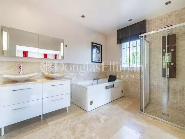 Villa Grasse - 7 chambres - 421m²