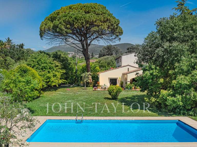 Villa Grasse - 4 chambres - 247m²