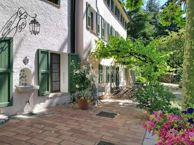 Villa avec Vue sur mer Grasse - 8 chambres - 340m²