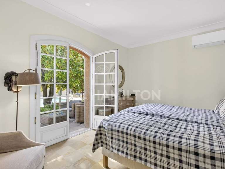 Villa Grasse - 3 chambres - 243m²