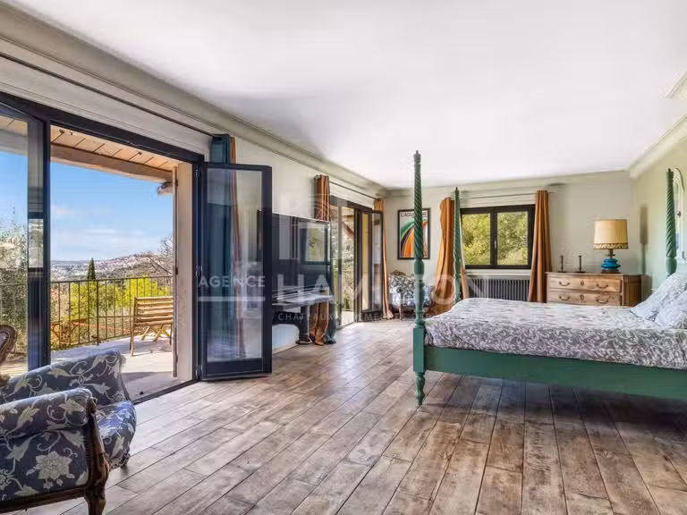 Villa Grasse - 6 chambres - 230m²