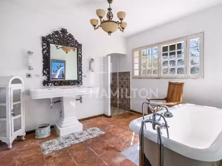 Villa Grasse - 6 chambres - 230m²