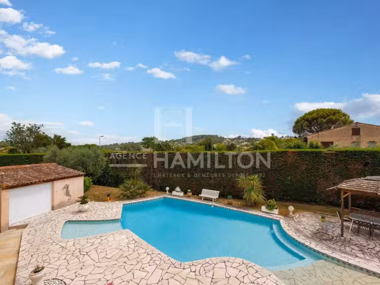 Villa Grasse - 3 chambres - 149m²