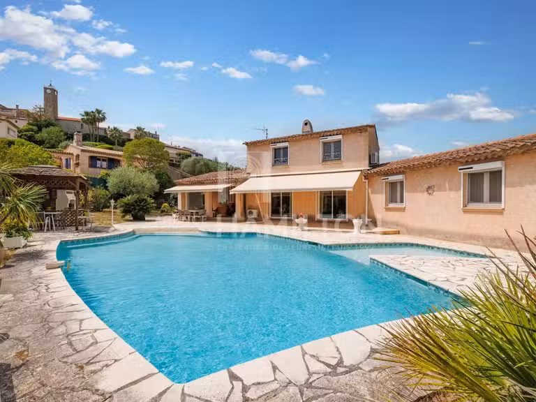 Villa Grasse - 3 chambres - 149m²