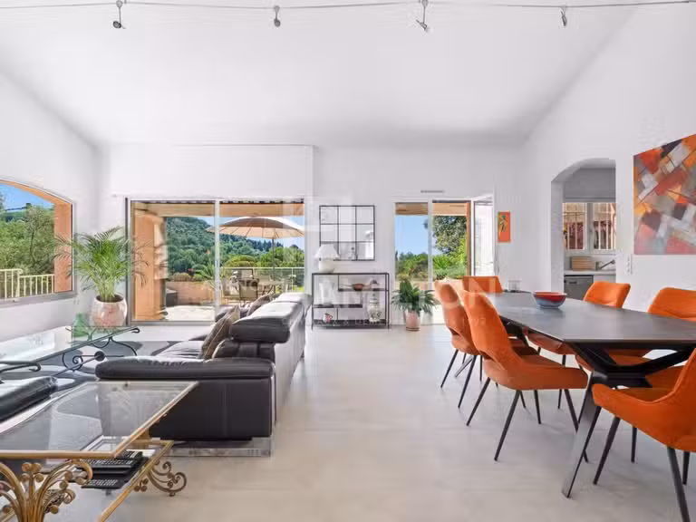 Villa Grasse - 4 chambres - 186m²
