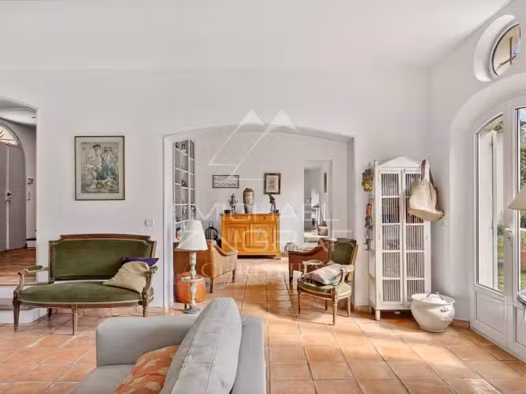 Villa Grasse - 5 chambres - 251m²