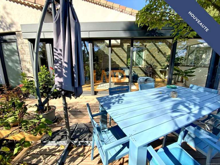 Maison Gréasque - 5 chambres - 224m²