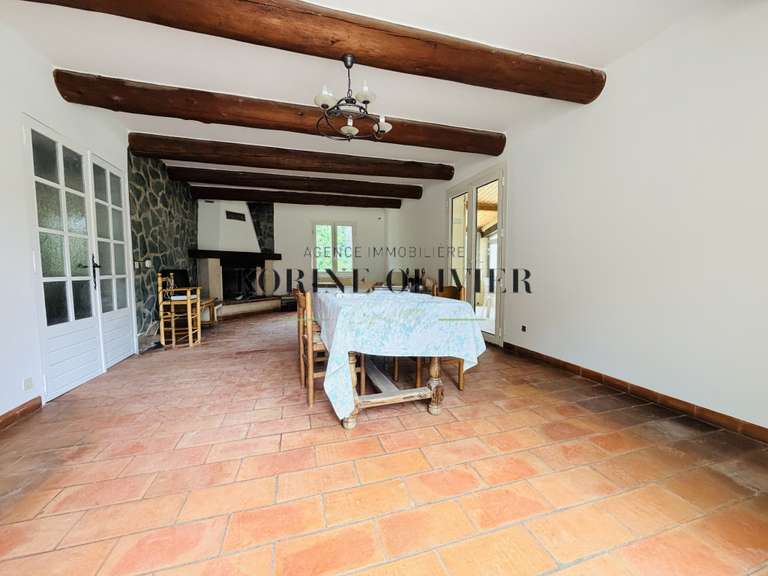 Maison Gréasque - 4 chambres - 155m²