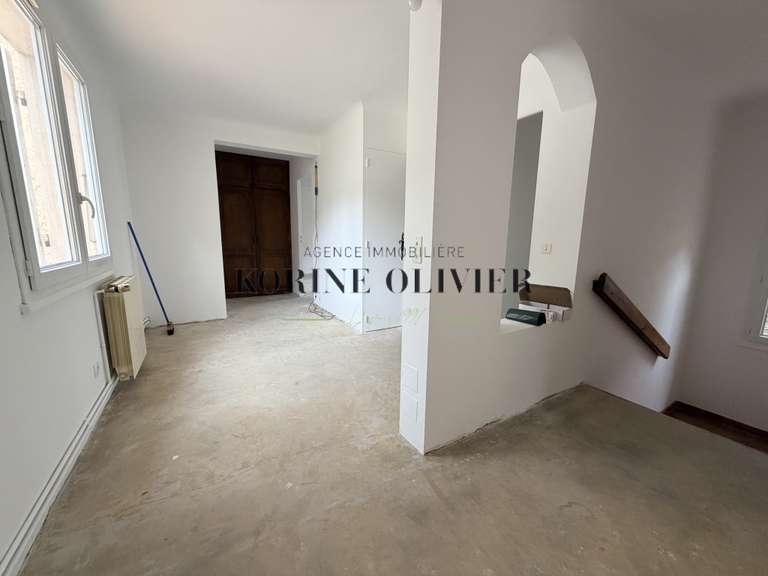House Gréasque - 4 bedrooms - 155m²