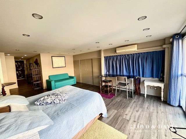 Apartment Grenoble - 3 bedrooms - 195m²