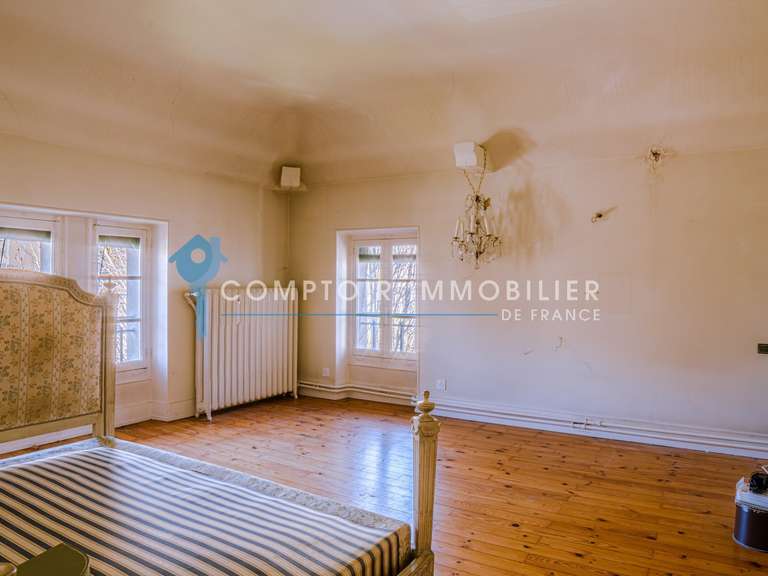 Maison Grenoble - 7 chambres - 241m²
