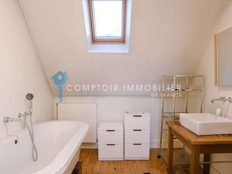 Maison Grenoble - 7 chambres - 241m²