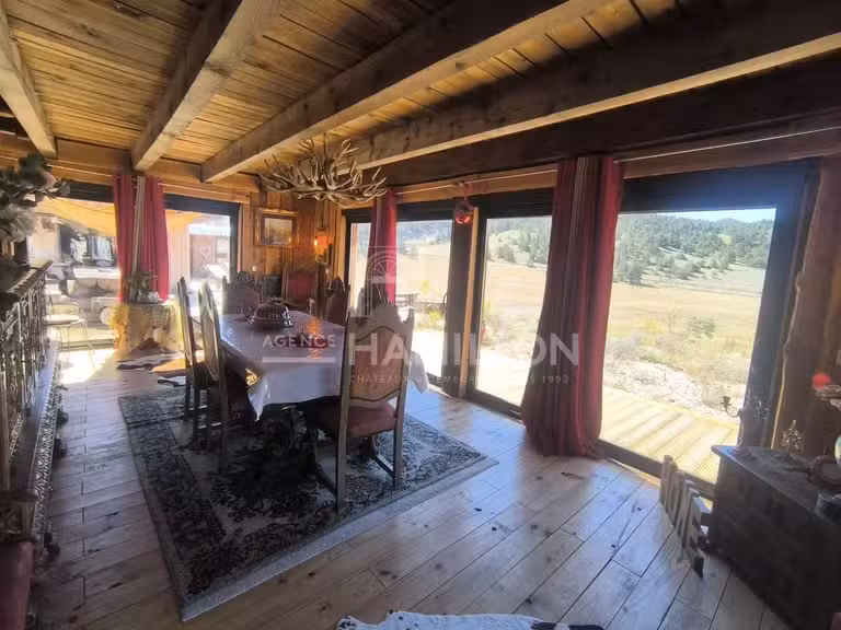 Chalet Gréolières - 350m²
