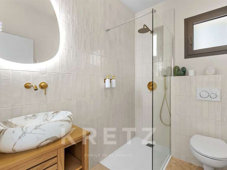 Maison Gréoux-les-Bains - 5 chambres - 210m²