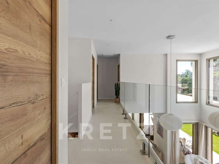 Maison Gréoux-les-Bains - 5 chambres - 210m²