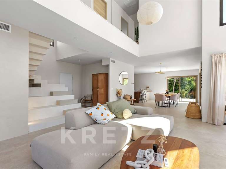 Maison Gréoux-les-Bains - 5 chambres - 210m²