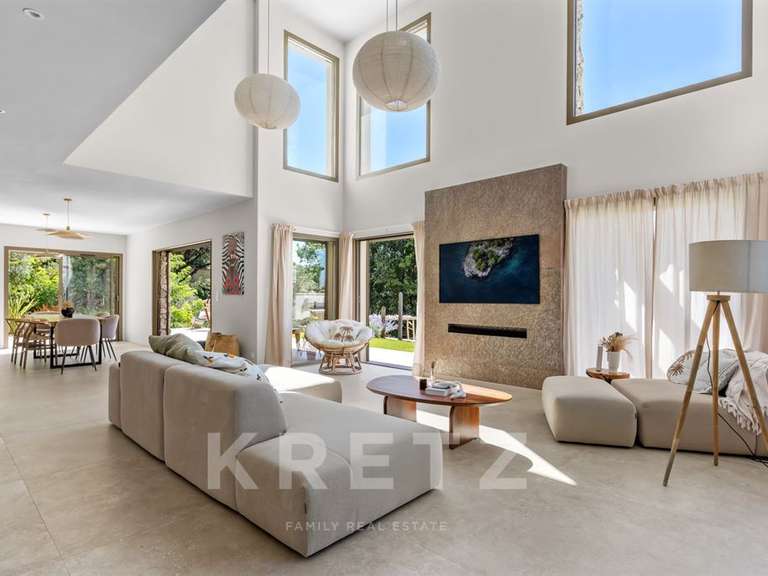 Maison Gréoux-les-Bains - 5 chambres - 210m²