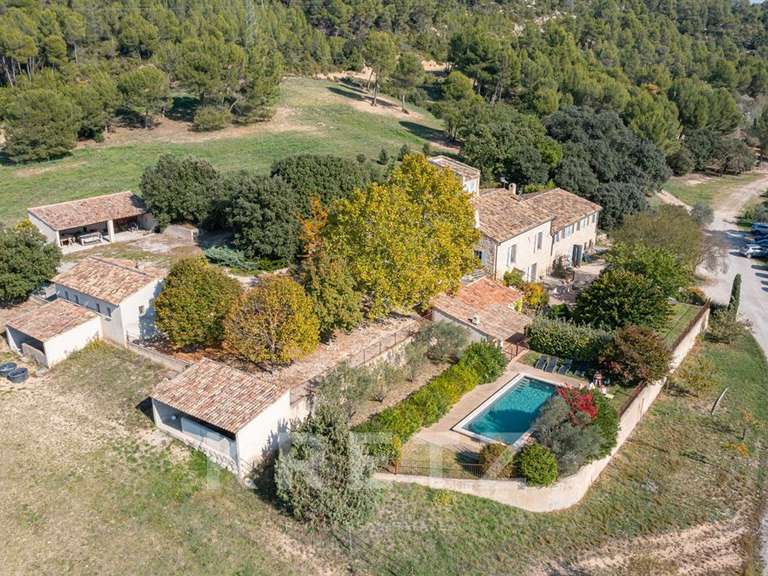 Maison Gréoux-les-Bains - 6 chambres - 700m²