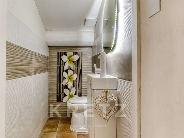 Maison Gréoux-les-Bains - 3 chambres - 200m²
