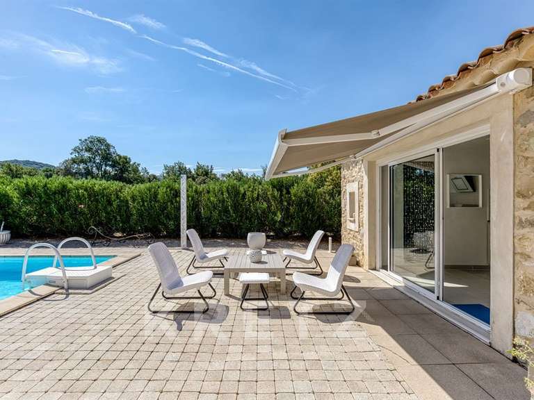 Maison Gréoux-les-Bains - 3 chambres - 200m²