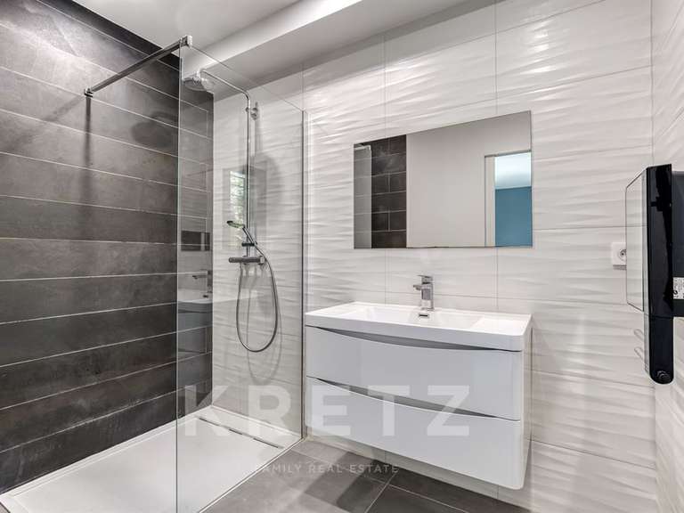 Maison Gréoux-les-Bains - 4 chambres - 300m²
