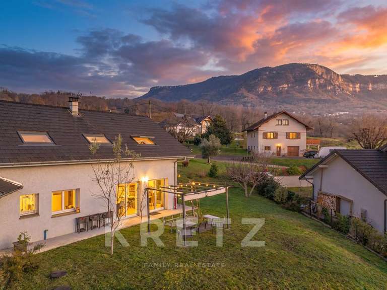 House Grésy-sur-Aix - 4 bedrooms - 180m²