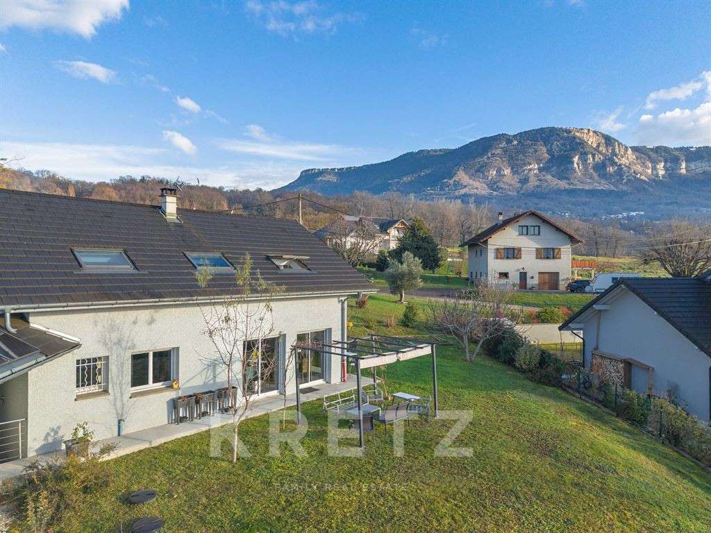 House Grésy-sur-Aix