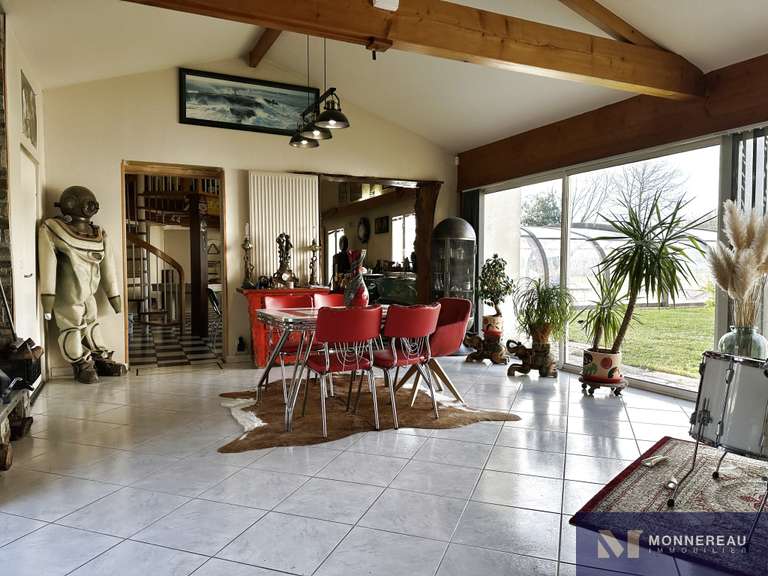 Maison Grézac - 5 chambres - 381m²