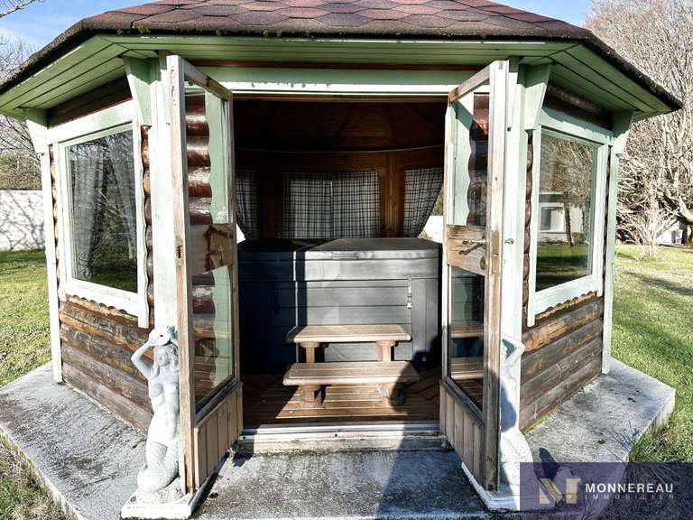 Maison Grézac - 5 chambres - 381m²