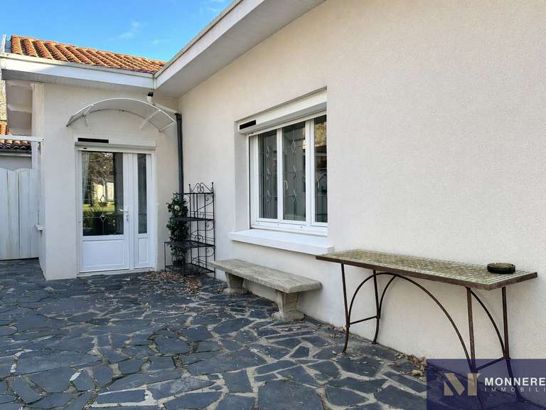 Maison Grézac - 5 chambres - 381m²