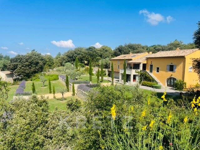 Maison Grignan - 575m²
