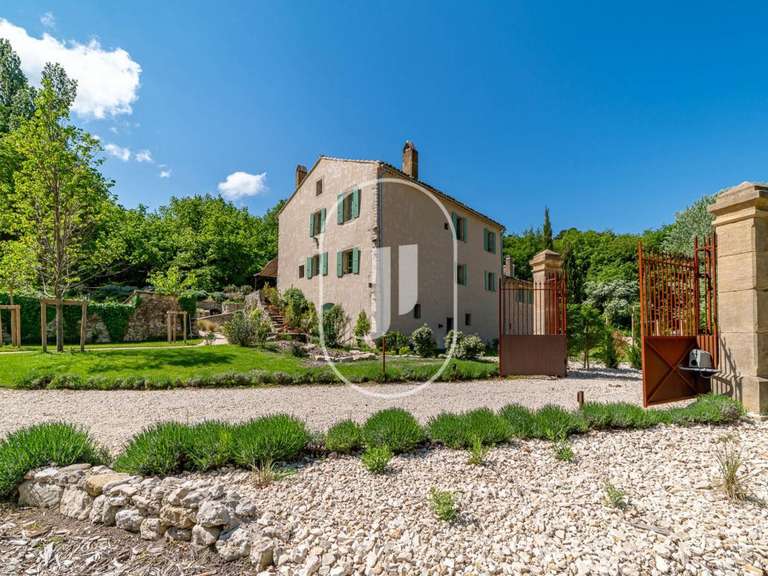 House Grignan - 8 bedrooms - 780m²