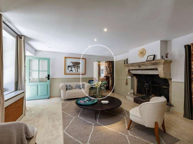 Maison Grignan - 8 chambres - 780m²