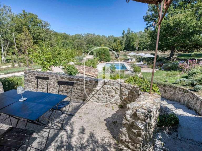 Maison Grignan - 8 chambres - 780m²