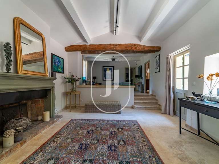 Maison Grignan - 8 chambres - 780m²