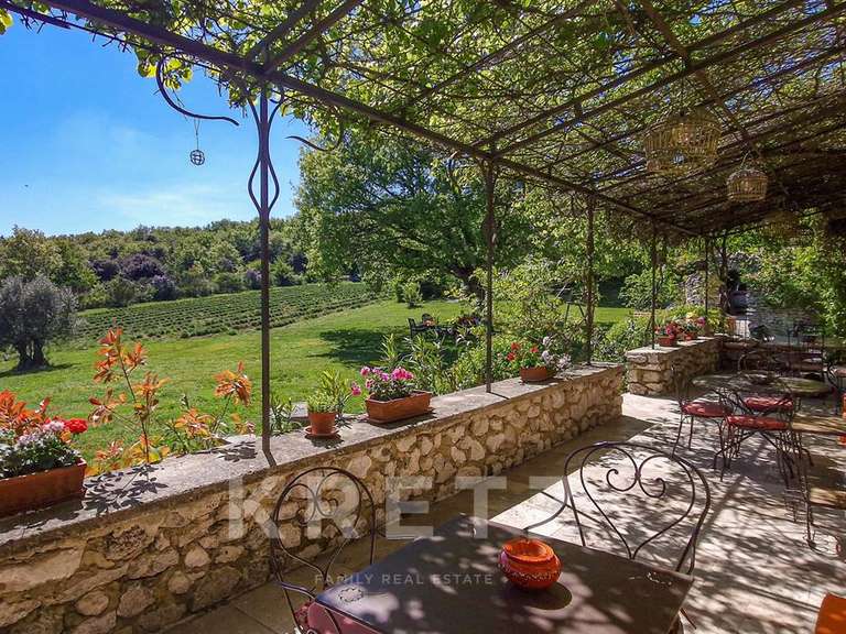 Maison Grignan - 8 chambres - 533m²