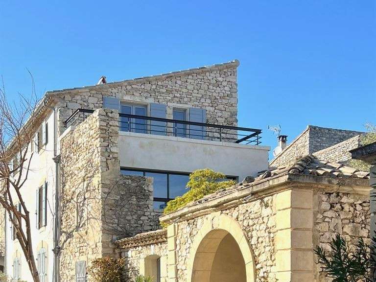 Maison Grignan - 4 chambres - 270m²