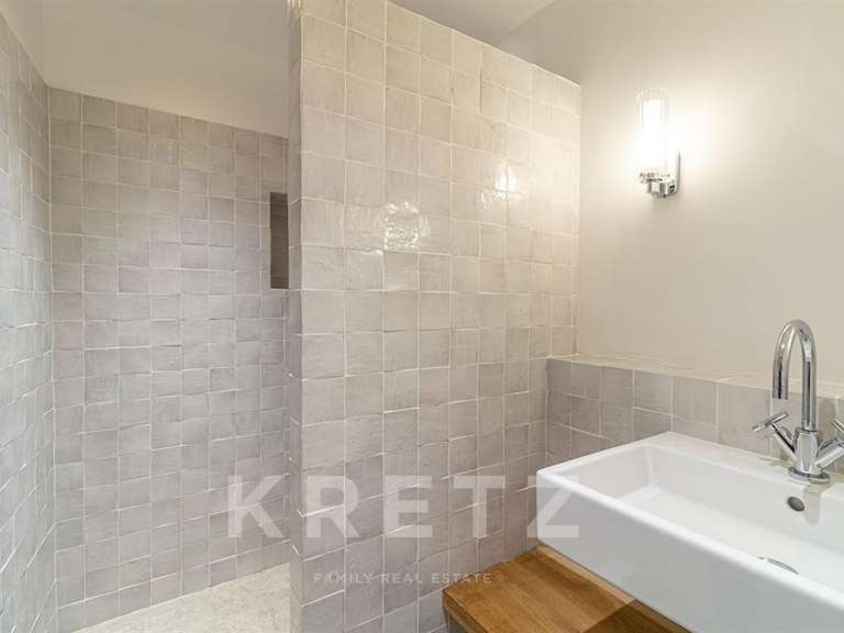 Maison Grignan - 4 chambres - 270m²