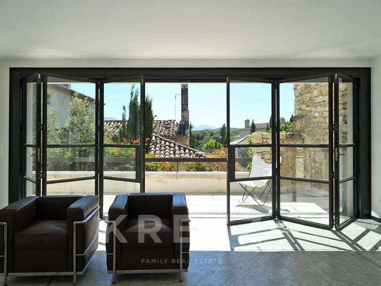 Maison Grignan - 4 chambres - 270m²