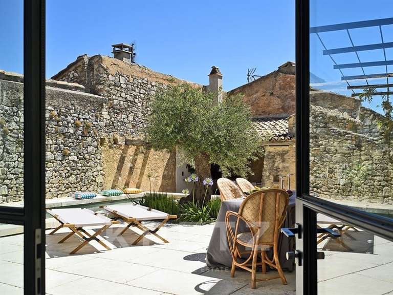 Maison Grignan - 4 chambres - 270m²