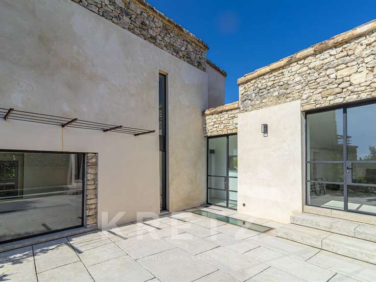 House Grignan - 4 bedrooms - 270m²