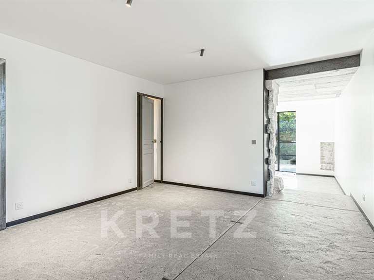 House Grignan - 4 bedrooms - 270m²