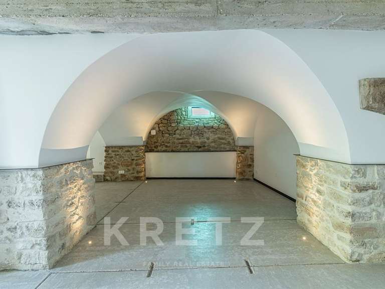 House Grignan - 4 bedrooms - 270m²